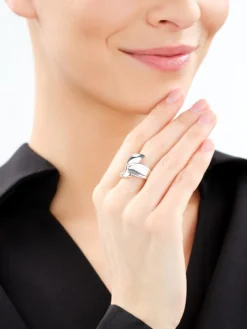 Pierścionek srebrny - liście