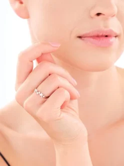 Pierścionek srebrny z cyrkoniami - gwiazdy