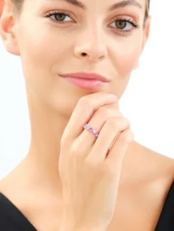 Pierścionek srebrny z cyrkoniami