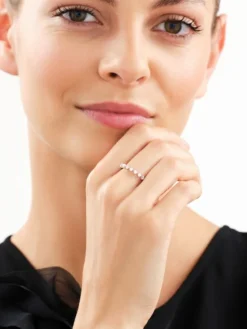 Pierścionek srebrny z cyrkoniami