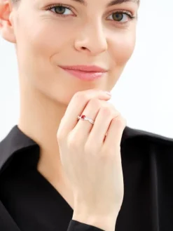 Pierścionek srebrny z cyrkoniami - serce