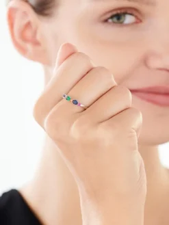 Pierścionek srebrny z cyrkoniami