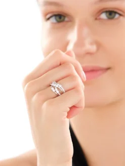 Pierścionek srebrny z cyrkoniami