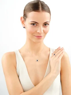 Pierścionek srebrny z cyrkoniami