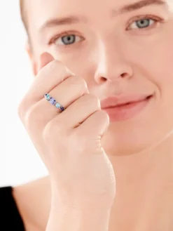 Pierścionek srebrny z cyrkoniami