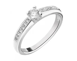 Pierścionek srebrny z cyrkoniami