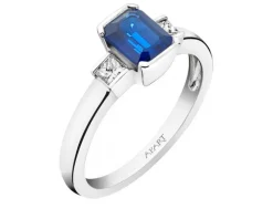 Pierścionek z białego złota z diamentami i szafirem - próba 585