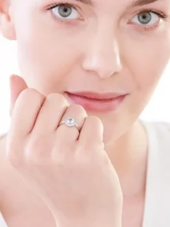 Pierścionek z białego złota z diamentami i akwamarynem - próba 585