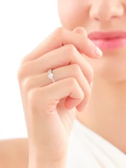 Pierścionek z białego złota z brylantami - 0,33 ct - próba 585