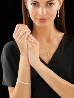 Pierścionek z białego złota z diamentami - 0,84 ct - próba 750