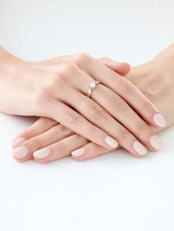 Pierścionek z białego złota z brylantem - SI2/H - 0,40 ct - próba 750