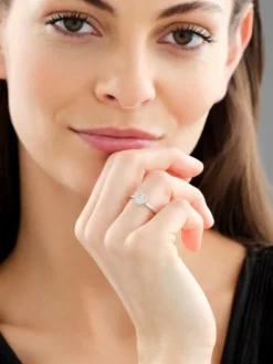 Pierścionek z białego złota z diamentami - 0,34 ct - próba 585