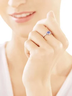 Pierścionek z białego złota z brylantami i tanzanitem - próba 585