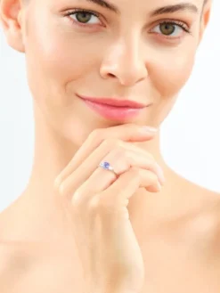 Pierścionek z białego złota z  diamentami i tanzanitem - próba 585