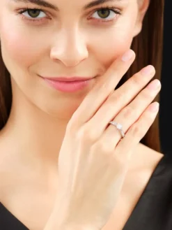 Pierścionek z białego złota z brylantami - 0,25 ct - próba 750