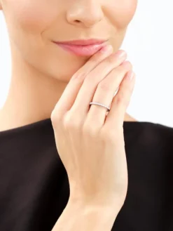 Pierścionek z białego złota z brylantami laboratoryjnymi - 0,20 ct - próba 585