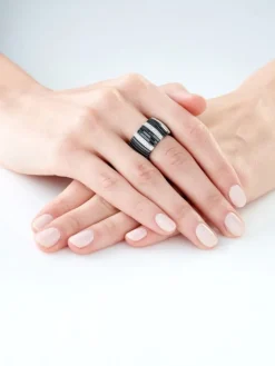 Pierścionek z ceramiki i białego złota z brylantami - 0,21 ct - próba 750