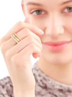 Pierścionek z mosiądzu pozłacany z cyrkoniami i emalią