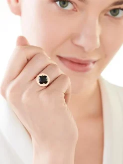 Pierścionek z mosiądzu pozłacany z onyksem