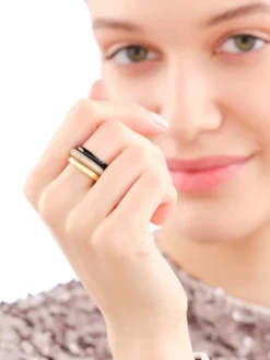 Pierścionek z mosiądzu pozłacany z cyrkoniami i emalią