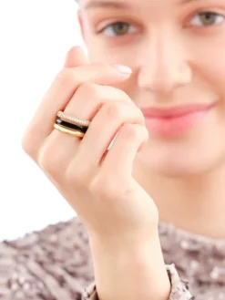 Pierścionek z mosiądzu pozłacany z cyrkoniami i emalią