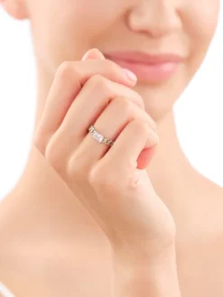 Pierścionek z mosiądzu rodowany z cyrkonią