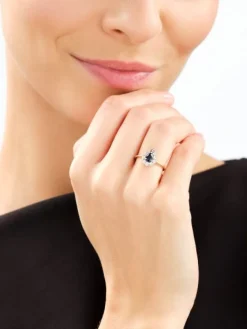 Pierścionek z żółtego i białego złota z diamentami i szafirem - próba 585