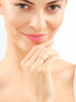 Pierścionek z żółtego i białego złota z diamentami - 0,02 ct - próba 585