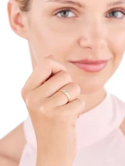 Pierścionek z żółtego i białego złota z brylantem - 0,02 ct - próba 585