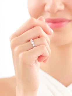 Pierścionek z żółtego i białego złota z brylantami - 0,40 ct - próba 585