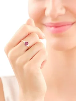 Pierścionek z żółtego i białego złota z brylantami i rubinem - próba 585