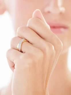 Pierścionek z żółtego złota z diamentami - 0,14 ct - próba 585