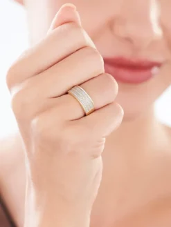 Pierścionek z żółtego złota z diamentami - 0,18 ct - próba 585