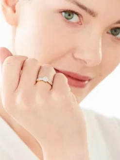 Pierścionek z żółtego złota z diamentami - 0,24 ct - próba 585