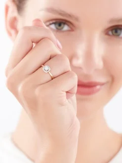 Pierścionek z żółtego złota z diamentami - 0,16 ct - próba 585