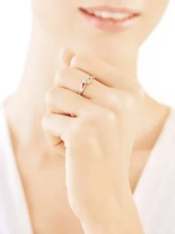 Pierścionek z żółtego złota z diamentami - 0,13 ct - próba 585