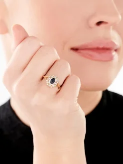 Pierścionek z żółtego złota z diamentami i szafirami - próba 585