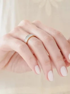 Pierścionek z żółtego złota z diamentami - 0,19 ct - próba 585