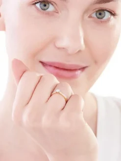 Pierścionek z żółtego złota z brylantami - 0,31 ct - próba 750