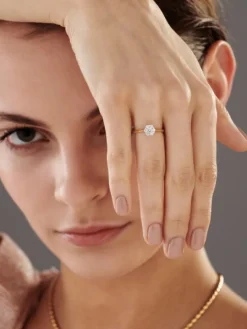 Pierścionek z żółtego złota z brylantami - 0,30 ct - próba 585