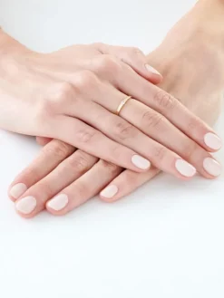 Pierścionek z żółtego złota z brylantem - 0,05 ct - próba 375