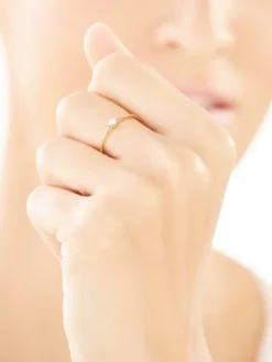 Pierścionek z żółtego złota z brylantem - serce - 0,05 ct - próba 585