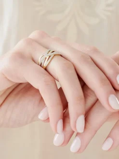 Pierścionek z żółtego złota z brylantami - 0,25 ct - próba 585