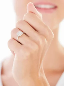 Pierścionek z żółtego złota z diamentami - 0,50 ct - próba 585