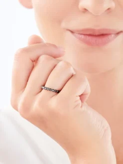 Pierścionek z żółtego złota z czarnymi brylantami - 0,72 ct - próba 585