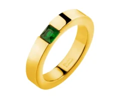 Pierścionek ze stali szlachetnej z cyrkonią