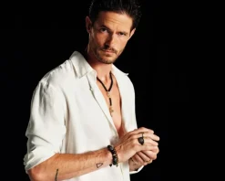 Sygnet ze stali szlachetnej z cyrkoniami - lilijka