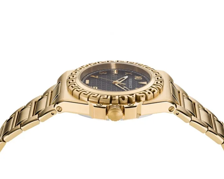 Versace Greca reaction