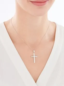 Zawieszka srebrna - krzyż