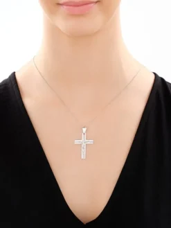 Zawieszka srebrna - krzyż